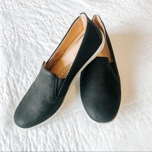 Like New | Life Stride Slip on Shoes | Size 6.5